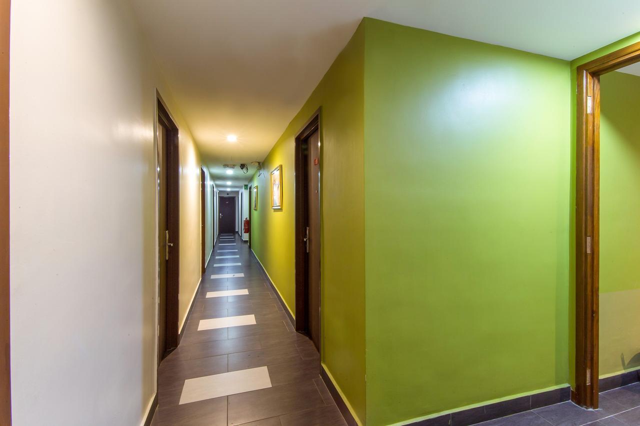 33 Star Hotel By The Awinka Group Of Management 吉隆坡 外观 照片