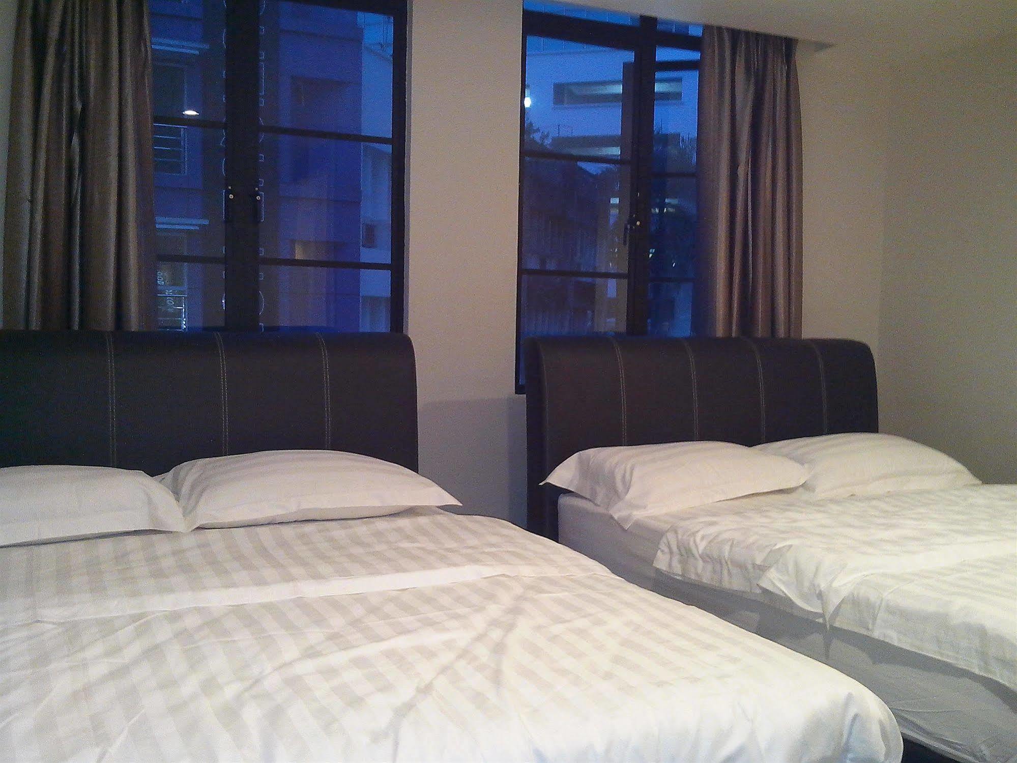 33 Star Hotel By The Awinka Group Of Management 吉隆坡 外观 照片