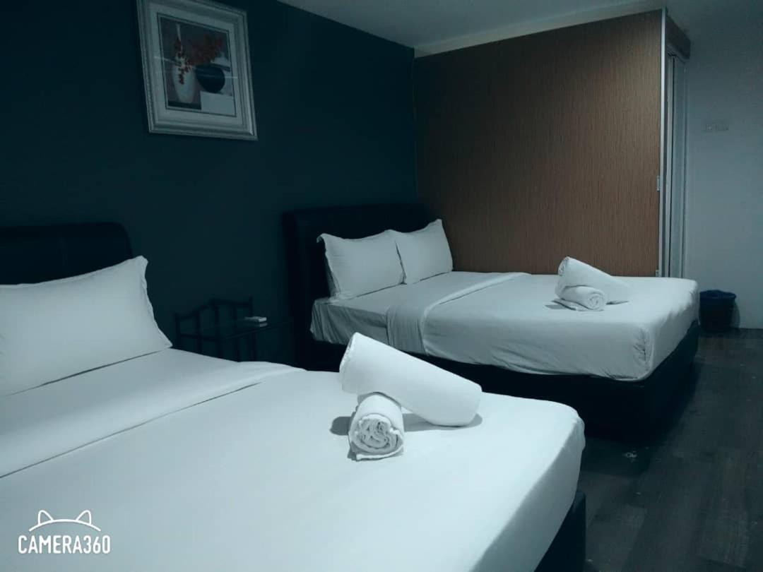 33 Star Hotel By The Awinka Group Of Management 吉隆坡 外观 照片